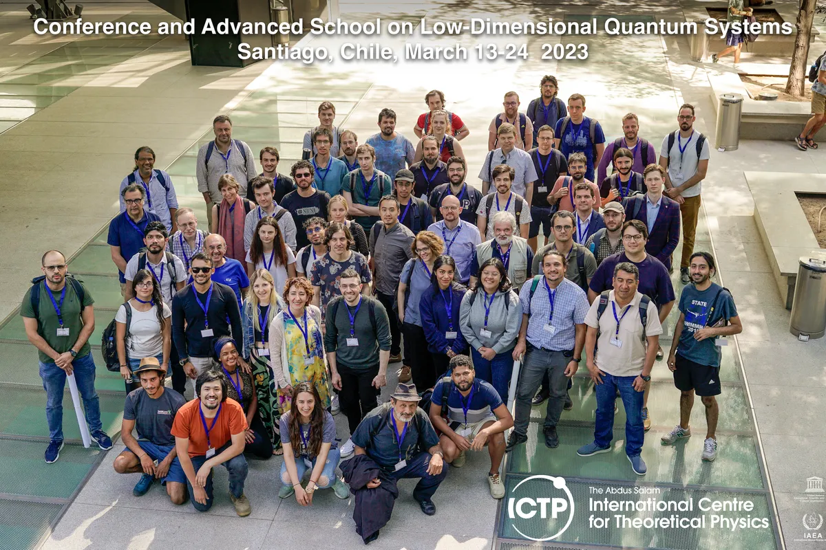 Group photo of the Conference and Advanced School on Low-Dimensional Quantum Systems, Santiago, Chile, March 2023